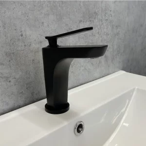 Смеситель для раковины Comforty FC088A-CMT Черный матовый